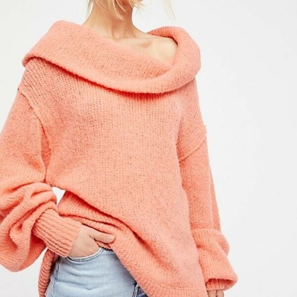 Free People Sweaters - 🥳 HP 🥳 Free People Off the Shoulder Sweater